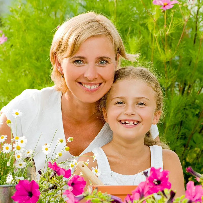 Grow Memories with Mom for Mother's Day Grow Memories with Mom for Mother's Day